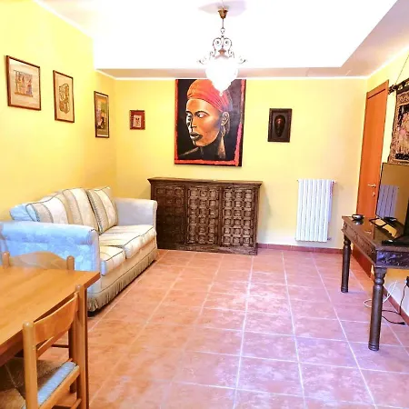Sweet House Apartment *